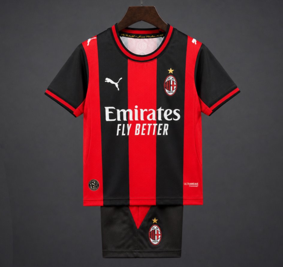 26/27 Ensemble Enfant AC Milan Domicile - 2-3 ans